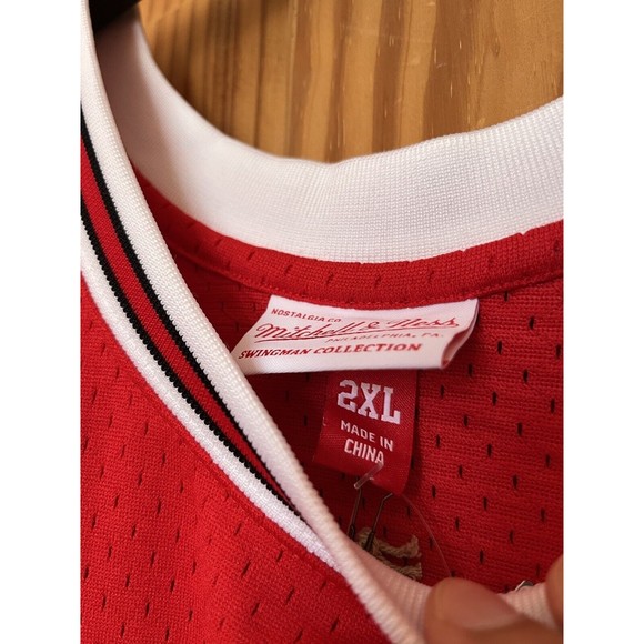 Mitchell & Ness Chicago Bulls Scottie Pippen Red Swingman Jersey Men's Size 2XL - Picture 11 of 12